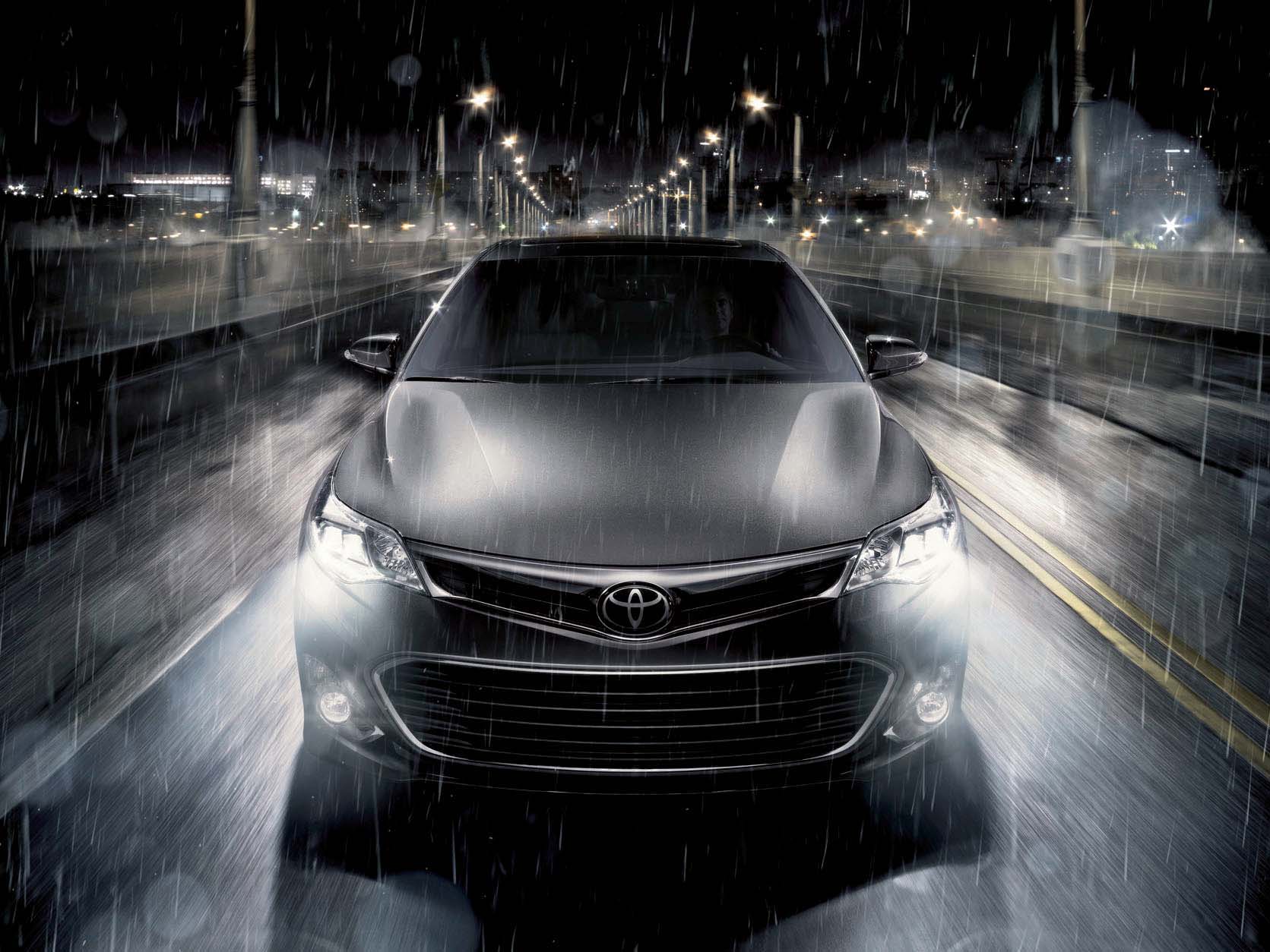 2013 Toyota AVALON