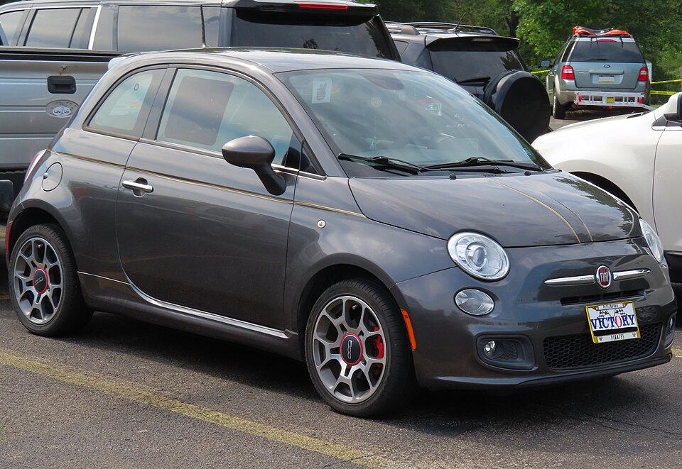2015 FIAT 500 Sport, front right, 09-03-2022