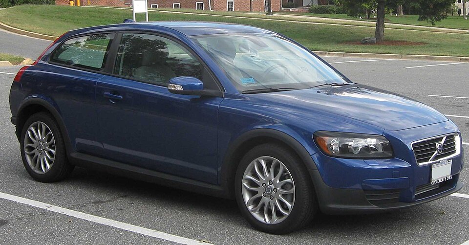 Volvo C30 T5 1