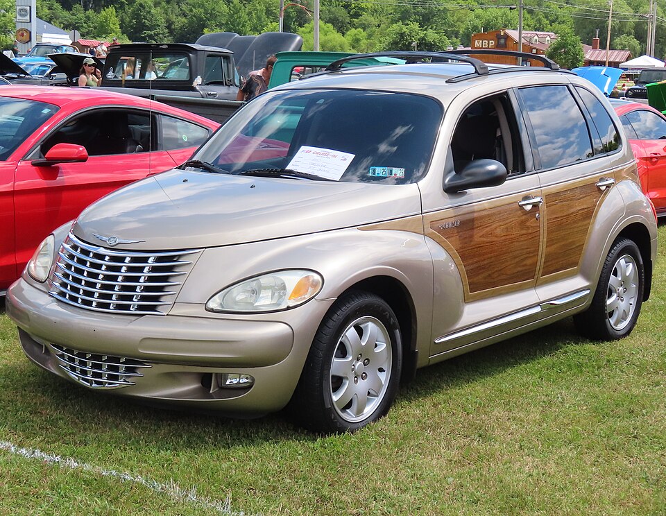 2003 Chrysler PT Cruiser Touring Edition with Woodie package, front left, 07-19-2025