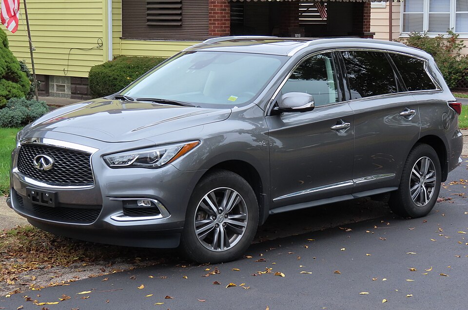 2020 Infiniti QX60 Luxe, front left, 09-25-2023