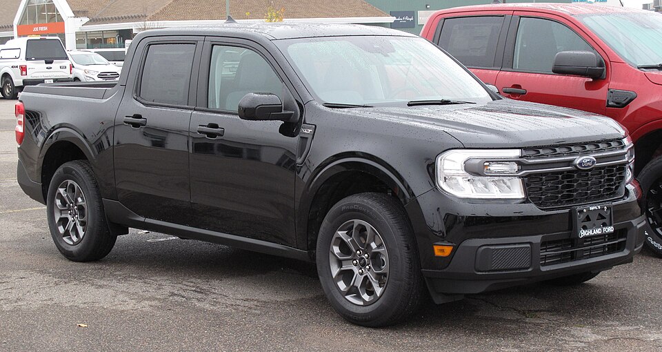 2022 Ford Maverick XLT AWD, Front Right, 10-10-2021