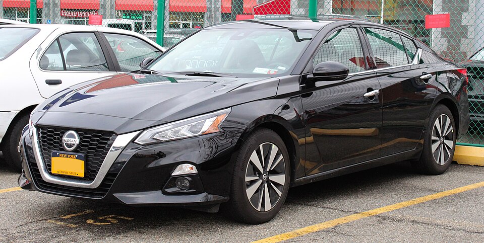 2019 Nissan Altima SL 2.5L front 3.22.19