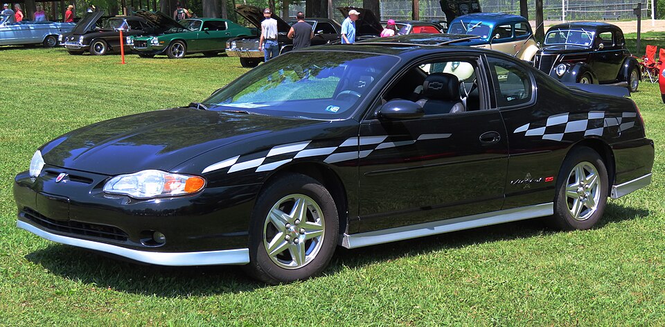 2001 Chevrolet Monte Carlo SS Limited Edition Pace Car Replica, front left (2023 ARMCO Park Wheels of Steel Car Cruise)