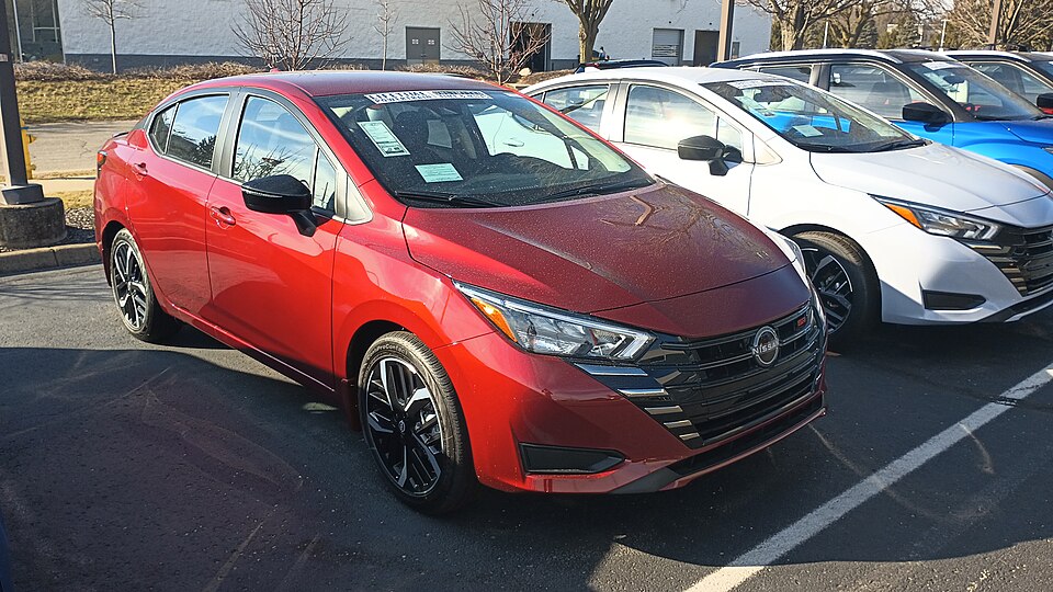 2024 Nissan Versa front view