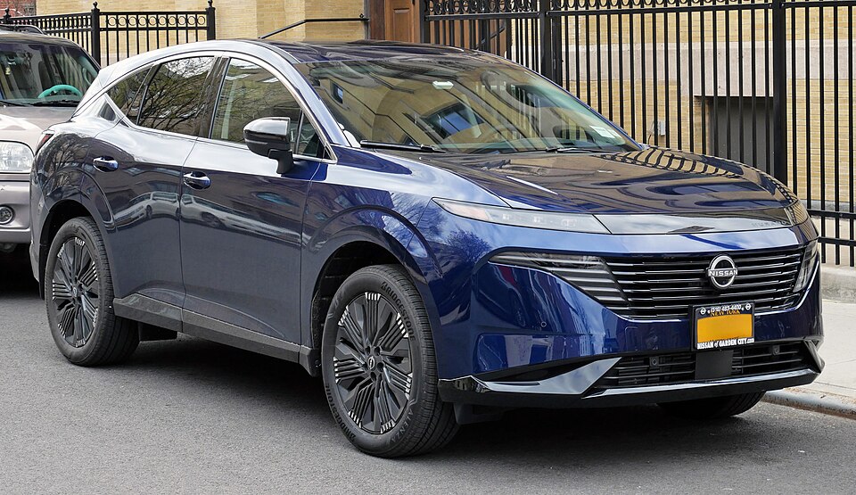 2025 Nissan Murano Platinum, front 4.13.25