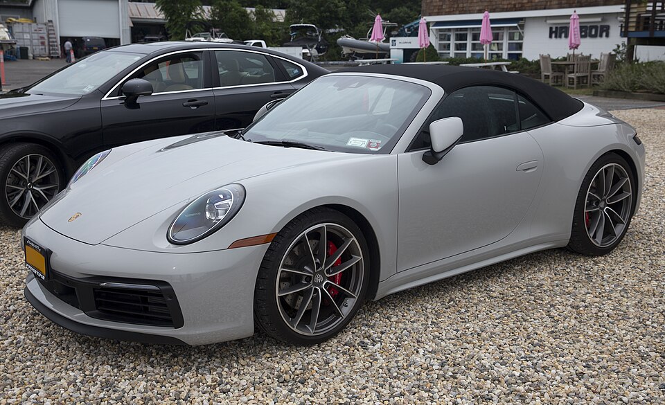 2020 Porsche 911 Carrera 4S Cabriolet in Grey, front left