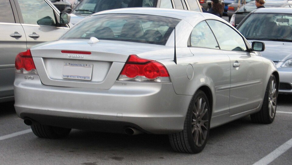 2nd-Volvo-C70-1