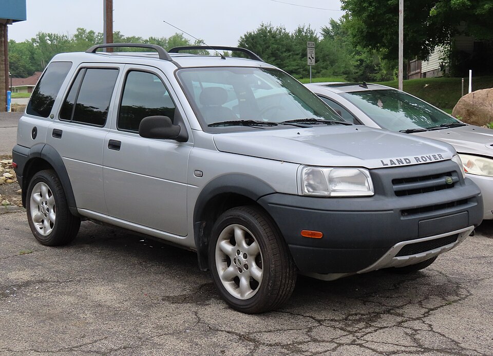 2002 Land Rover Freelander SE, front right, 07-09-2023