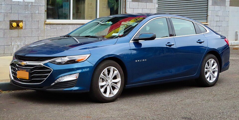 2019 Chevrolet Malibu (facelift) LT, front 10.19.19