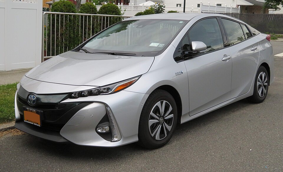 2017 Toyota Prius Prime front 6.20.18