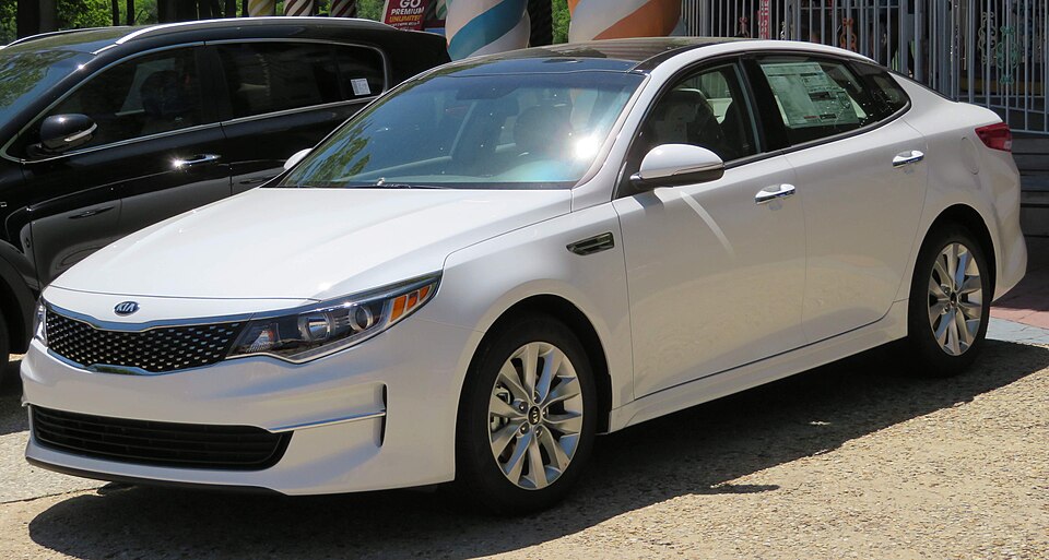 2018 Kia Optima EX front 5.23.18
