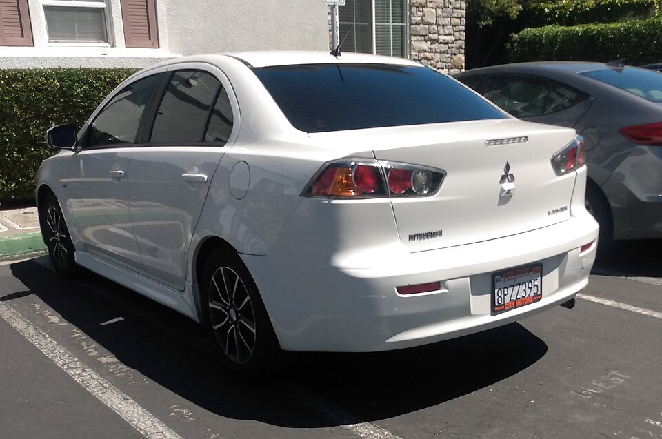 2017 Mitsubishi Lancer sedan