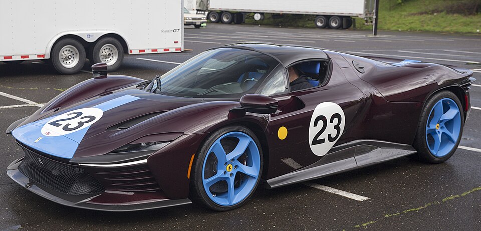2025 Ferrari Daytona SP3 Tailor Made in Rubino Transitional, front left