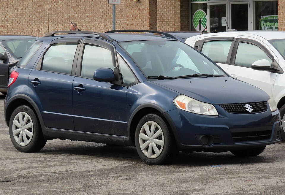 2010 Suzuki SX4 Crossover, front right, 03-15-2024