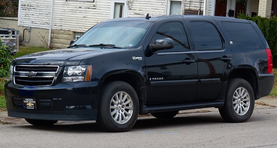 2009 Chevrolet Tahoe Hybrid 4x4, front left, 12-01-2022