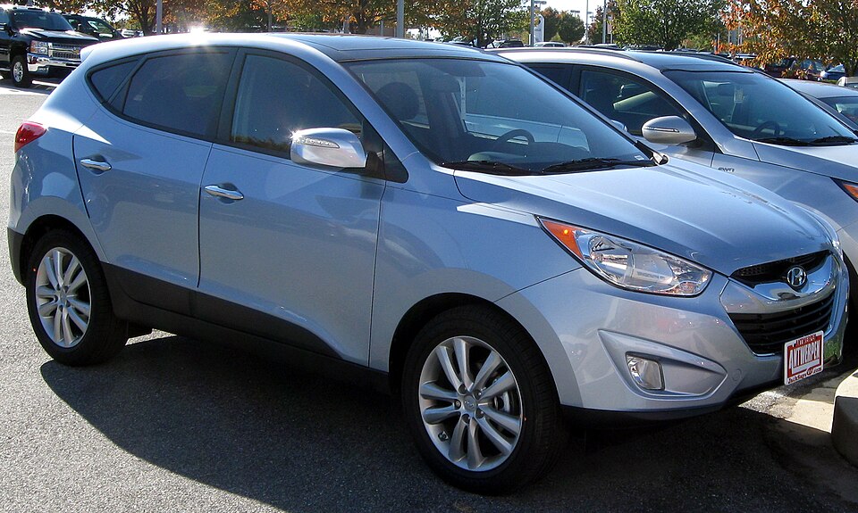 2011 Hyundai Tucson Limited -- 10-16-2010