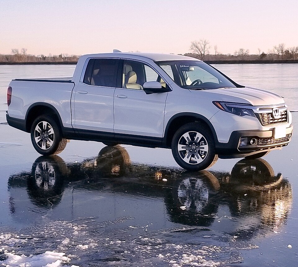 2018 Honda Ridgeline RTL-T-on ice