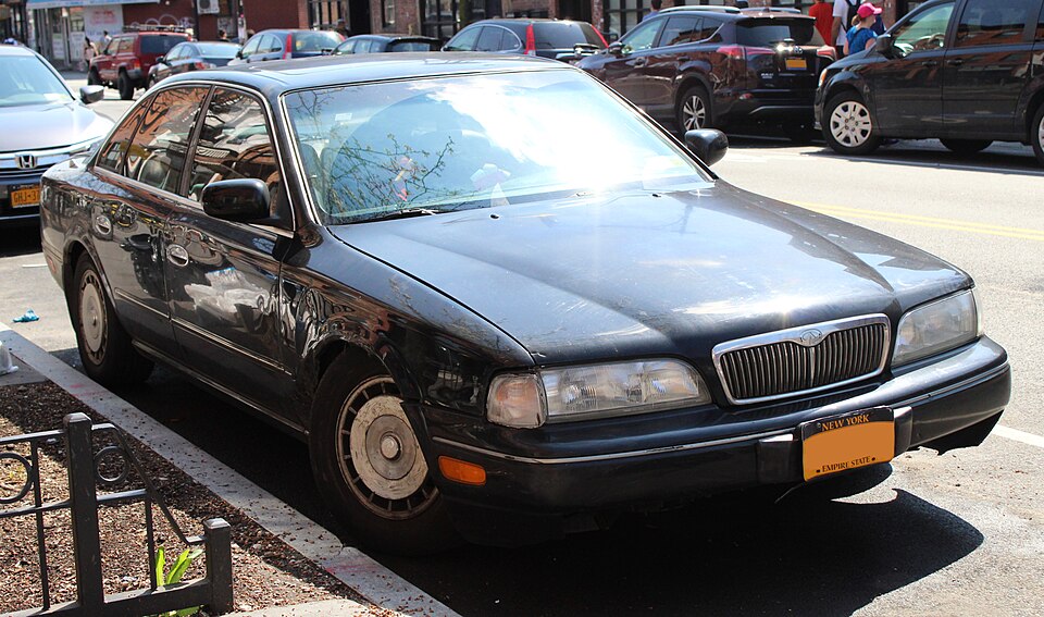 1995 Infiniti Q45 (4.5) V8 front 4.13.19