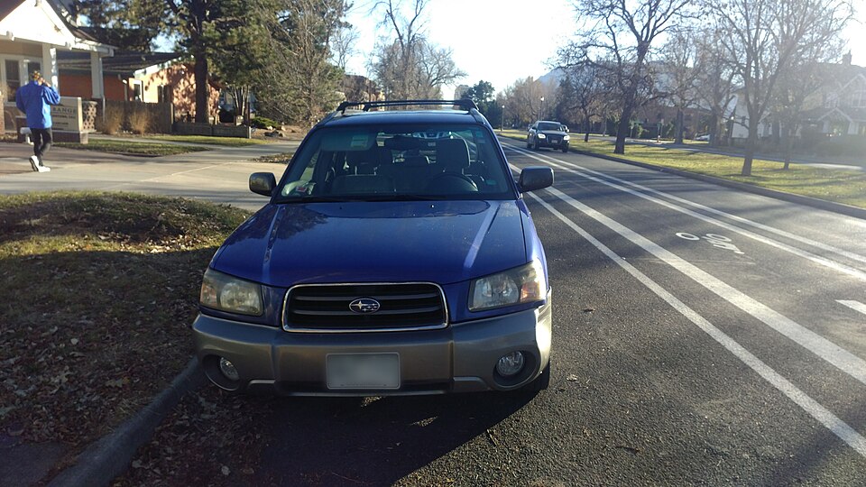2004 Subaru Forester 2.5XS - Front