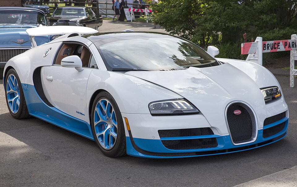 2013 Bugatti Veyron 16.4 Grand Sport Vitesse 'Le Ciel Californien', front right1