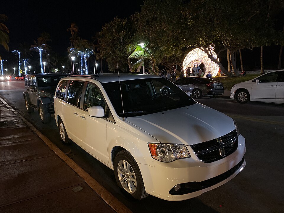 2019 Dodge Grand Caravan (RT) minivan - finished in white - Ocean Drive in Miami Beach