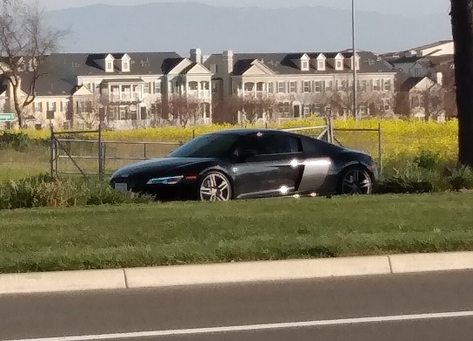 2015 Audi R8 4.2 front