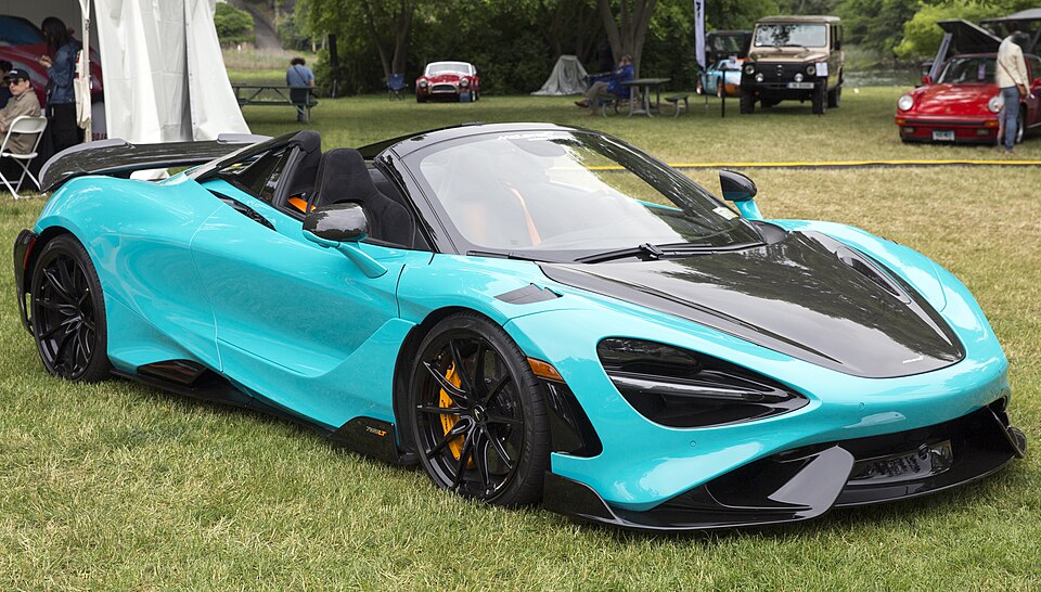 2022 McLaren 765LT Spider in Ludus Blue, front right