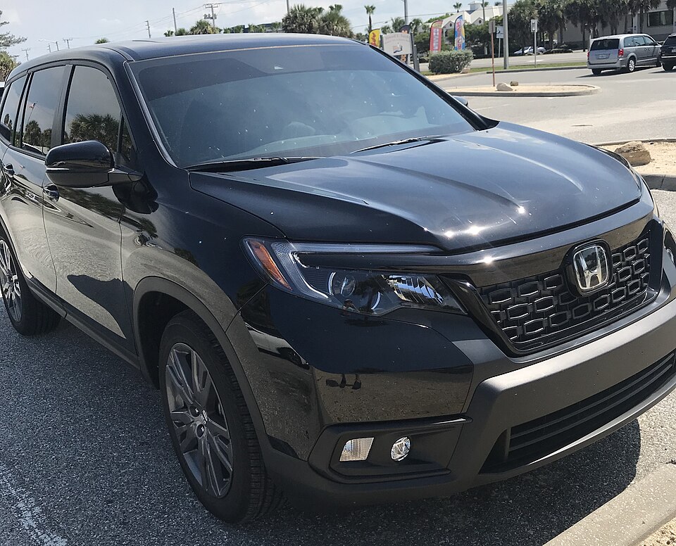 2019 Honda Passport, Crystal Black Metallic (front), 7.2.19