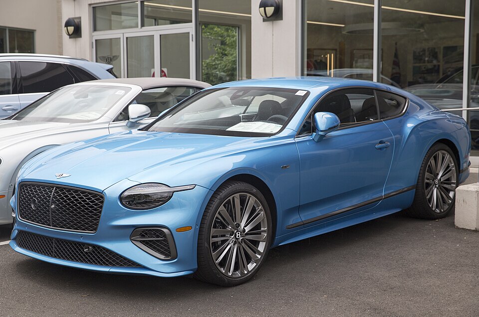 2025 Bentley Continental GT Speed Coupé in Kingfisher, front left