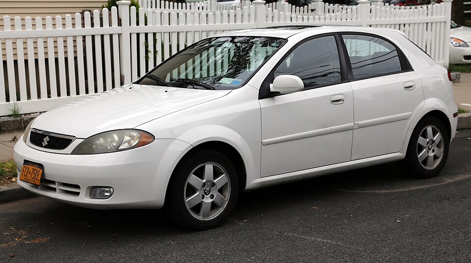 2005 Suzuki Reno LX, white (front left)
