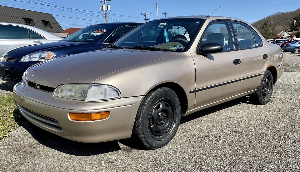 1997 Geo Prizm LSi in Desert Sand Pearl Metallic, front left, 4-2-2022