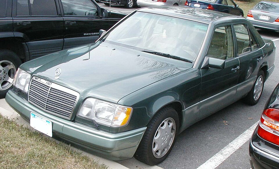 Mercedes-Benz-W124