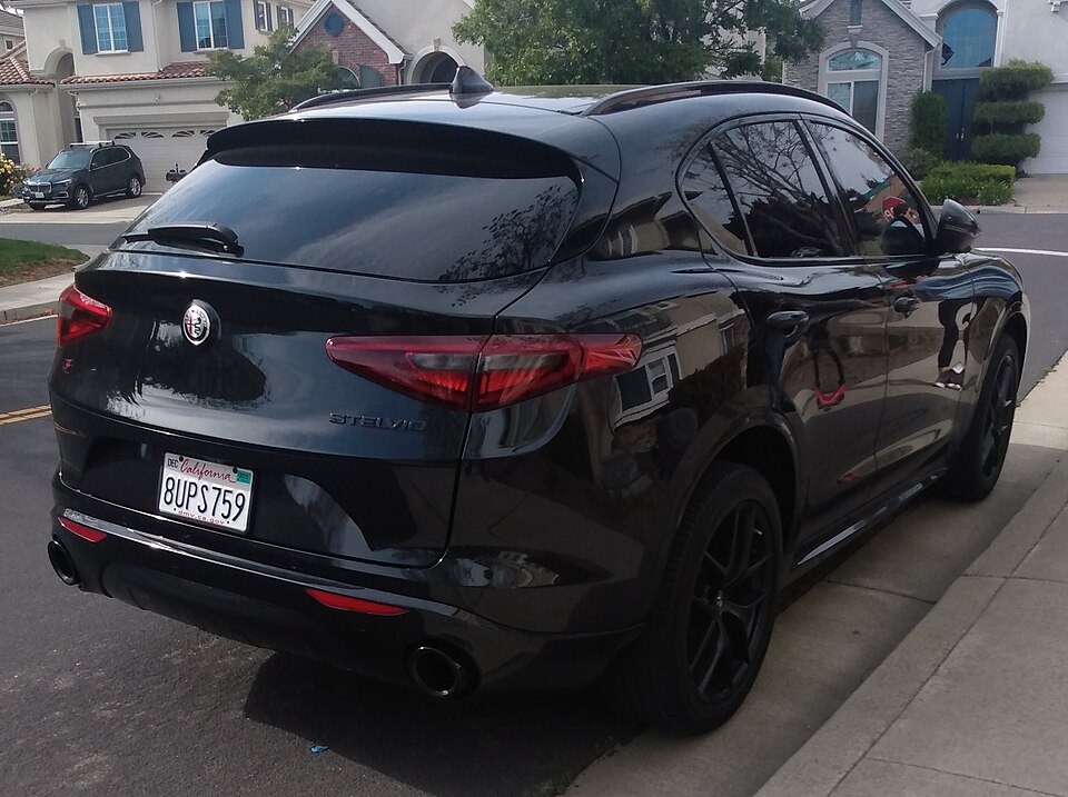 2020 Alfa Romeo Stelvio Q4