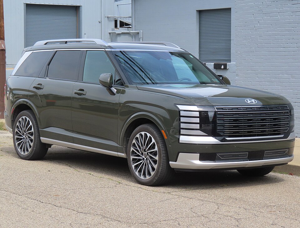 2026 Hyundai Palisade Calligraphy, front right, 09-12-2026