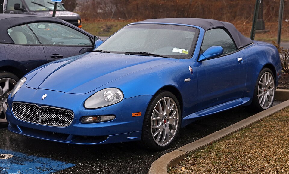 2005 Maserati Spyder 90th Anniversary, front left