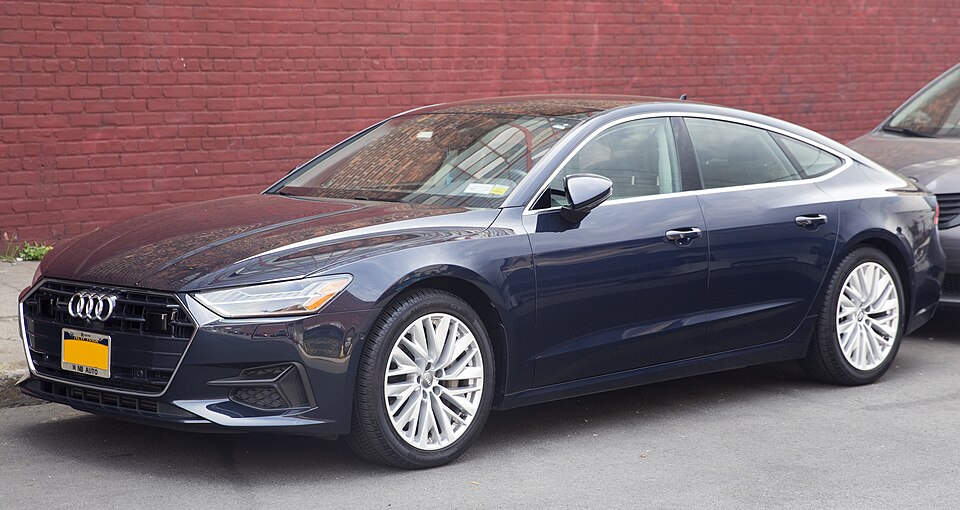 2019 Audi A7 3.0 quattro Premium Plus in Brilliant Black, front left