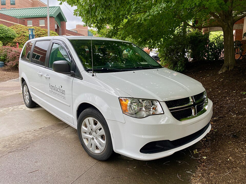 2016 Dodge Grand Caravan Appalachian State University 1of2
