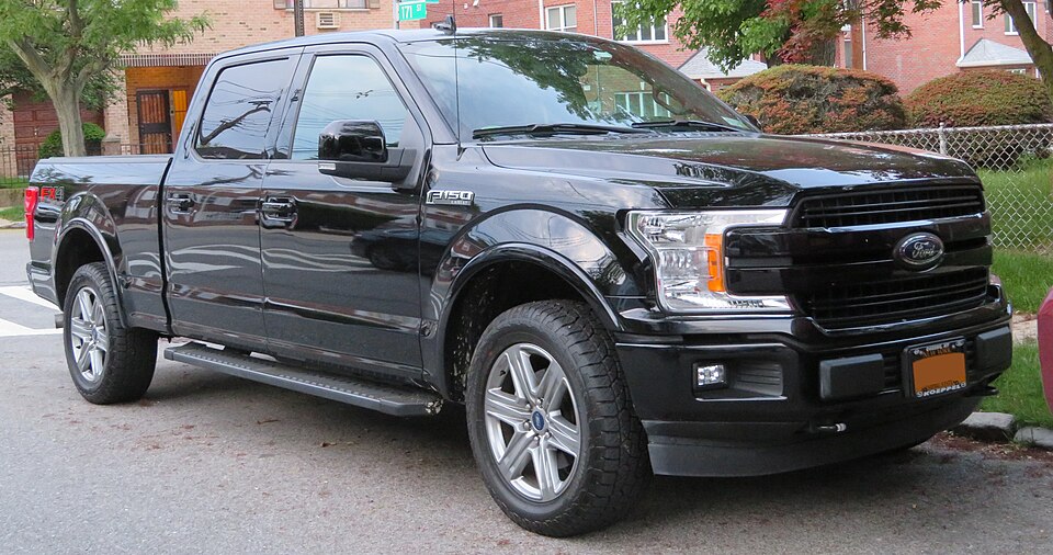 2018 Ford F-150 Crew Cab front 5.26.18