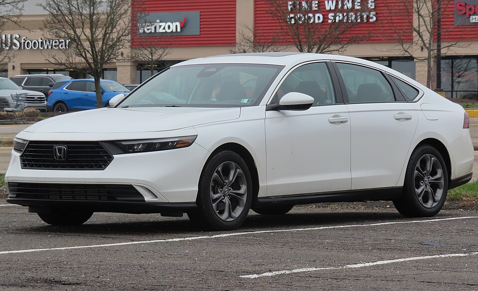 2024 Honda Accord EX, front left, 03-21-2026