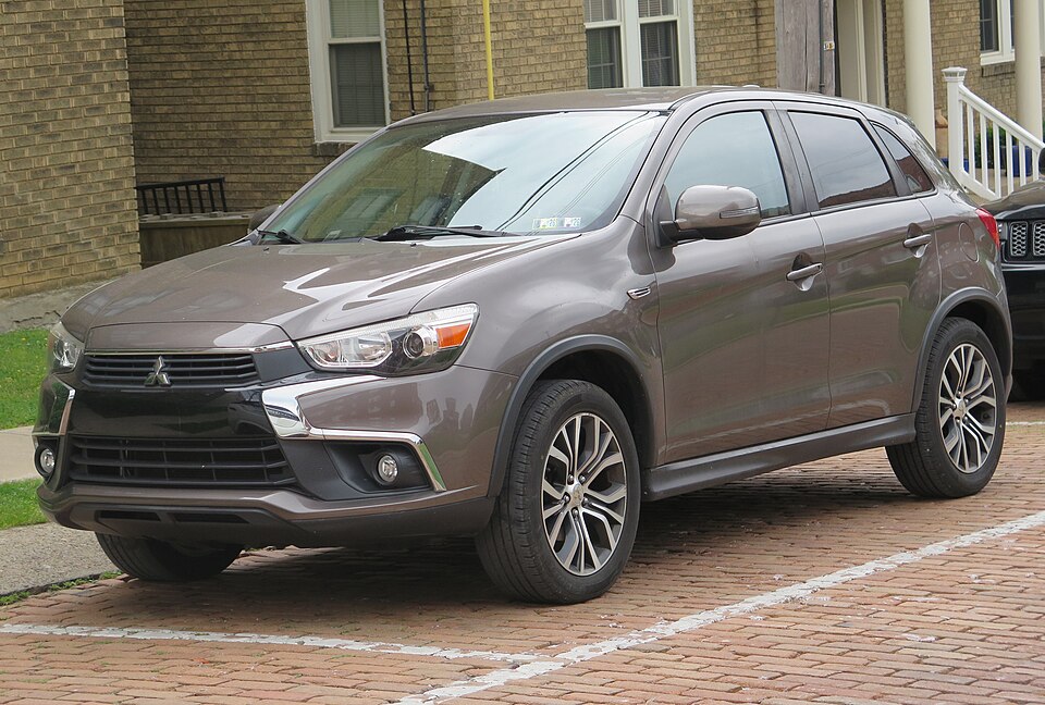 2017 Mitsubishi Outlander Sport SE in Quartz Brown Metallic, front left, 05-16-2026