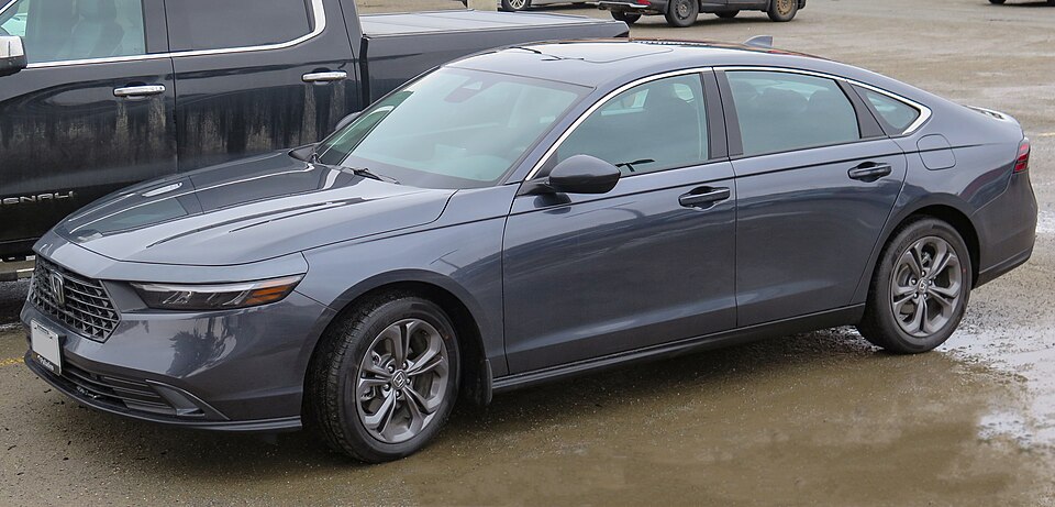 2023 Honda Accord EX in Meteoroid Grey Metallic, Front Left, 03-17-2023