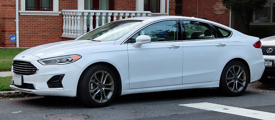 2019 Ford Fusion SEL 1.5L, front 9.8.19