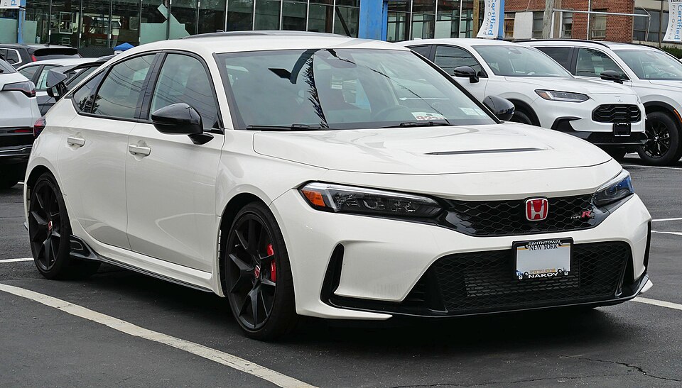 2023 Honda Civic Type R, front 4.18.25