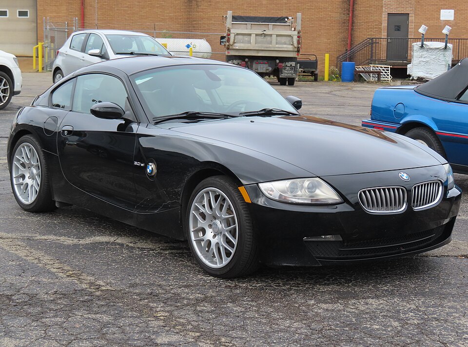 2007 BMW Z4 3.0si coupe, front right, 09-28-2024