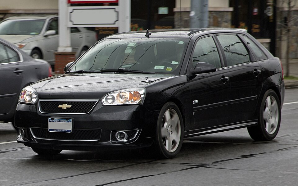2006 Chevrolet Malibu MAXX SS in black, front left