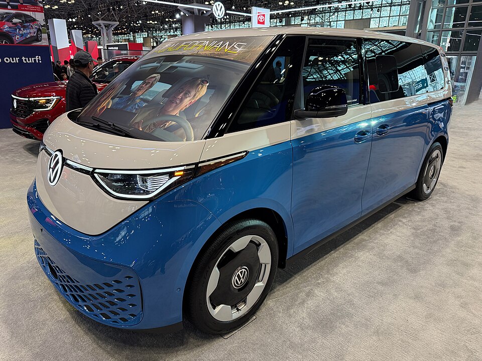 2025 Volkswagen ID. Buzz - 01