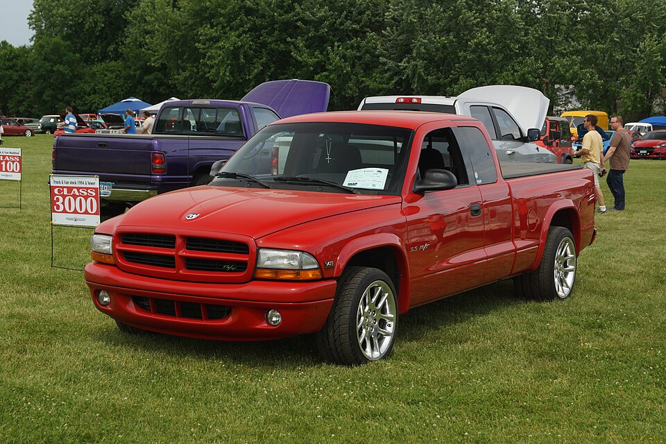 2000 Dodge Dakota R-T Pick-Up (34301885784)