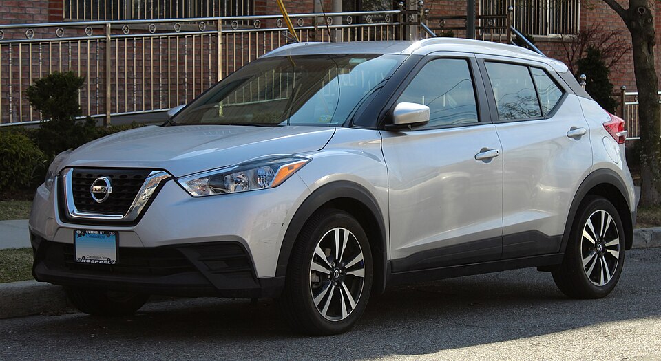 2018 Nissan Kicks SV front 3.30.19
