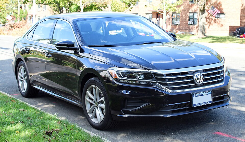 2020 Volkswagen Passat, front 10.8.20